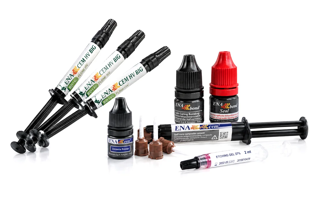 Cementación Micerium: ENA CEM HV, kit CPCZK con Zirconia Primer y ENA Bond Two-Bottle