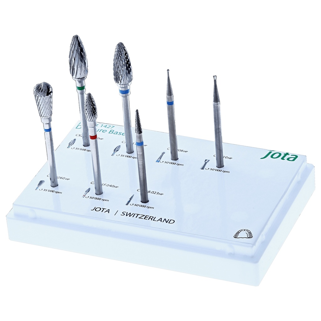 Kit para dentaduras JOTA: limpieza, adhesivo y cuidado completo.