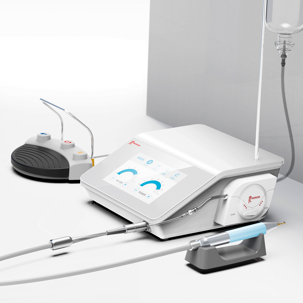 Surgic Touch LED Woodpecker: Piezo cirugía ultrasónica dental.