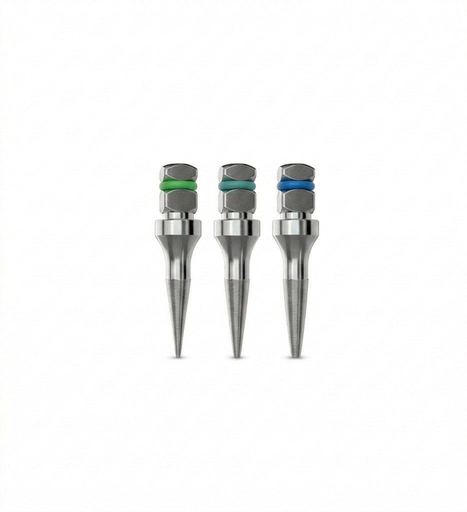 Extractor cónico roscado MASTER para extracciones dentales.
